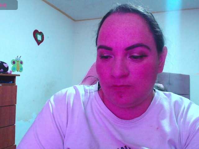 miaabrownn2 live webcam show
