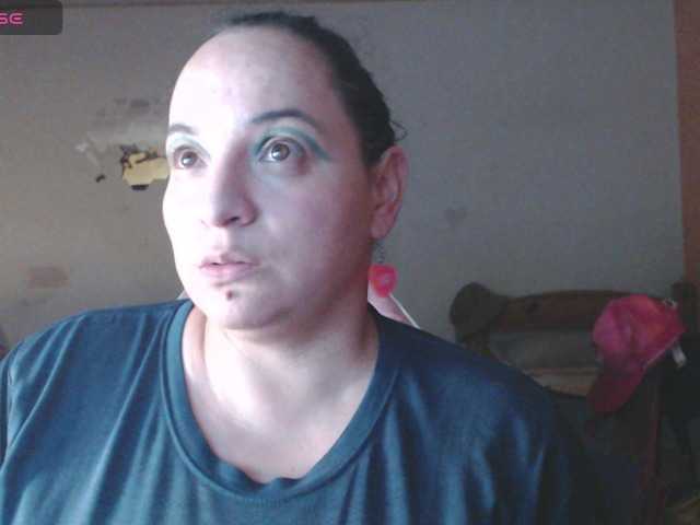 miaabrownn2 live cam preview