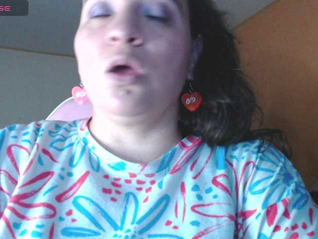 miaabrownn2 live cam on BongaCams