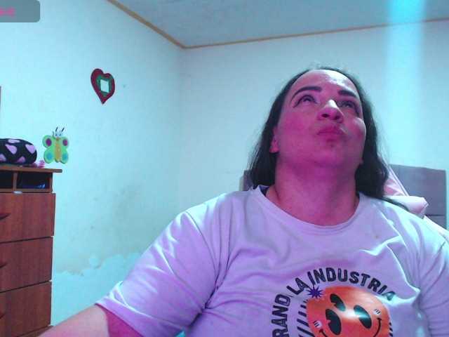 miaabrownn2