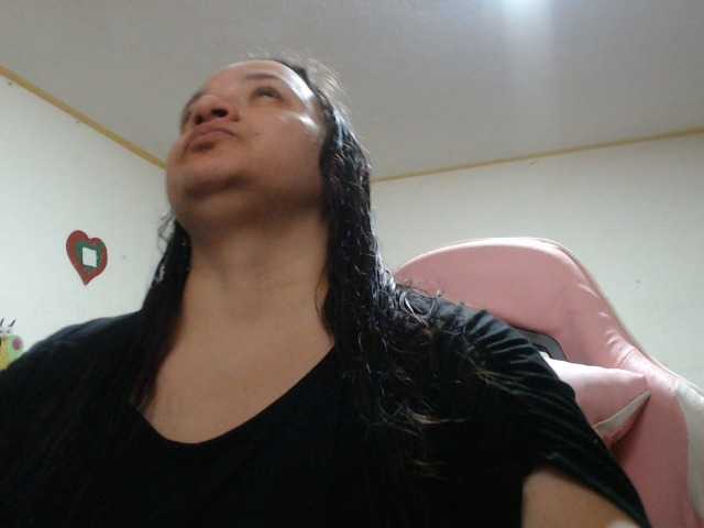 miaabrownn2 live cam on BongaCams