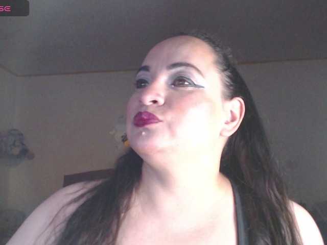 miaabrownn2