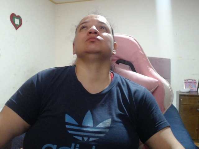 miaabrownn2