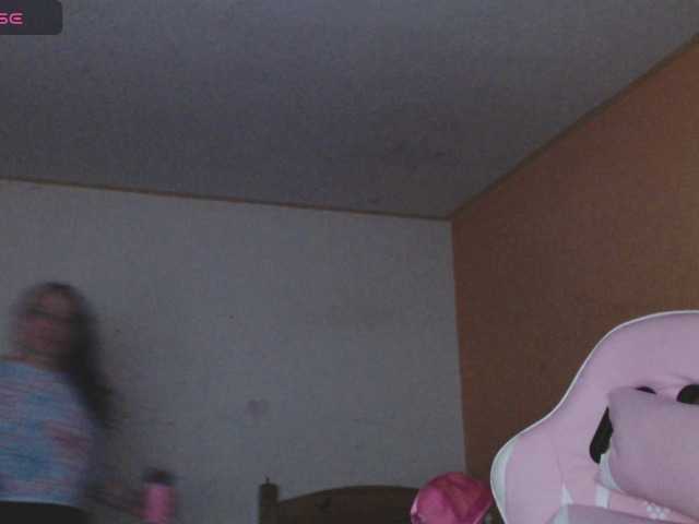 miaabrownn2 live cam preview