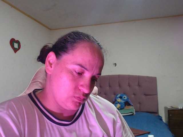 miaabrownn2 live webcam show