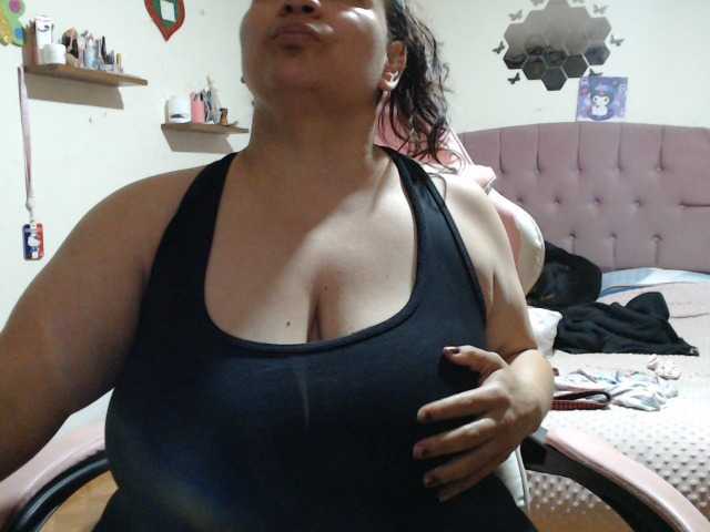 miaabrownn2