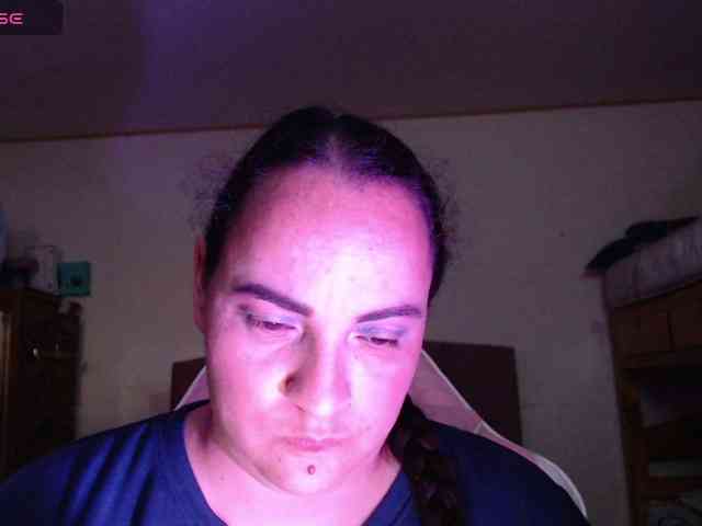 miaabrownn2 webcam