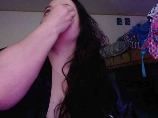 miaabrownn2 webcam