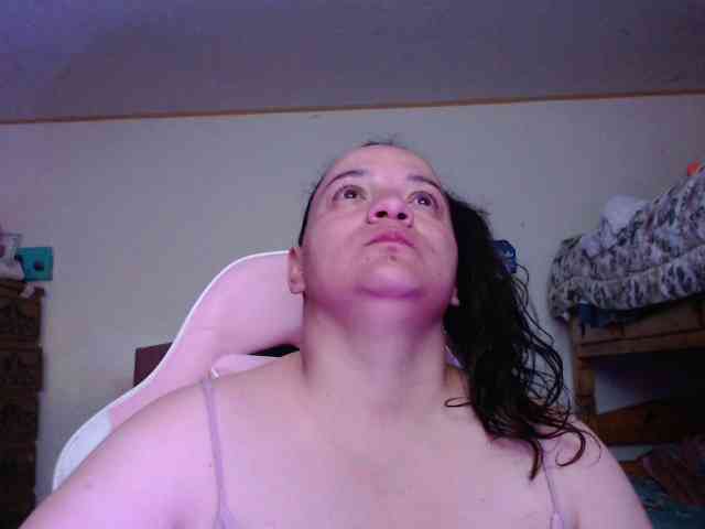 miaabrownn2 webcam