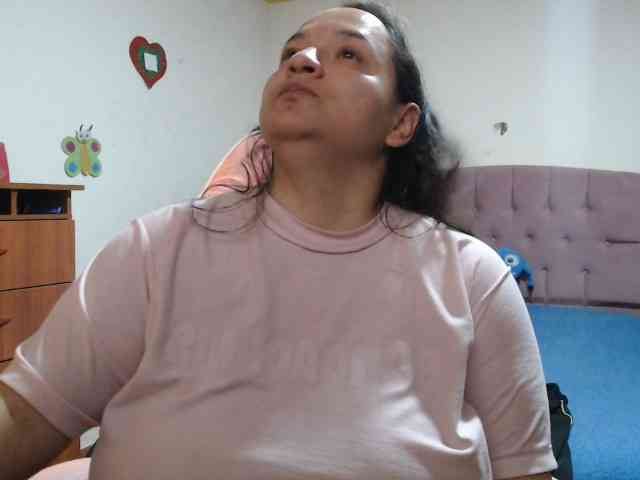 miaabrownn2 webcam