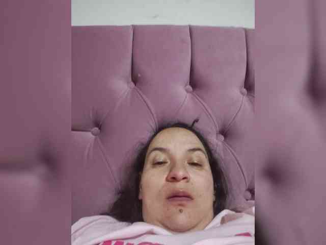 miaabrownn2 webcam