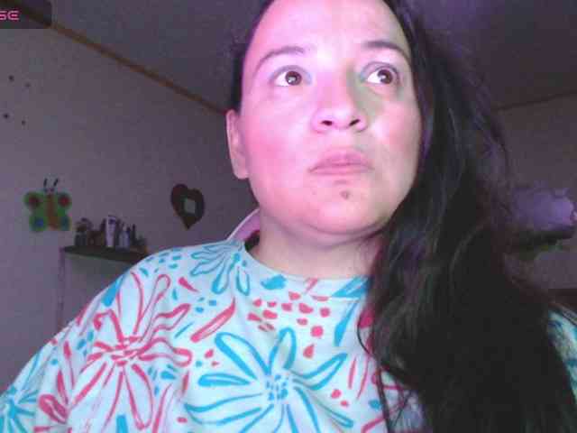 miaabrownn2 webcam