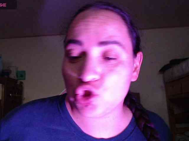 miaabrownn2 webcam