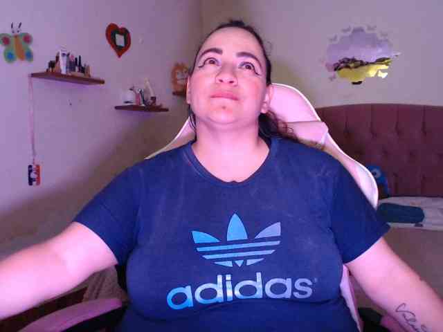 miaabrownn2 webcam
