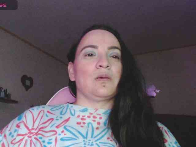 miaabrownn2 webcam