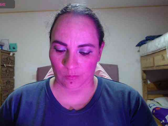 miaabrownn2 webcam