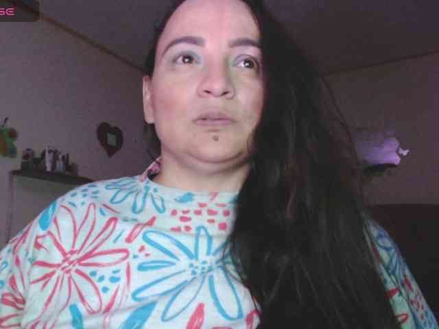 miaabrownn2 webcam
