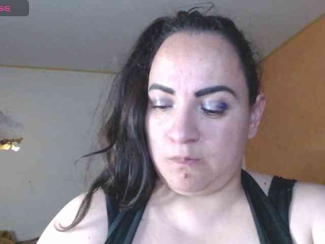 miaabrownn2 webcam