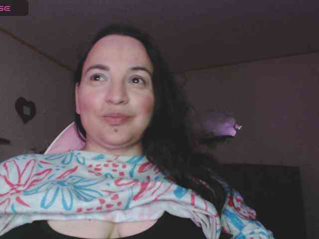 miaabrownn2 webcam