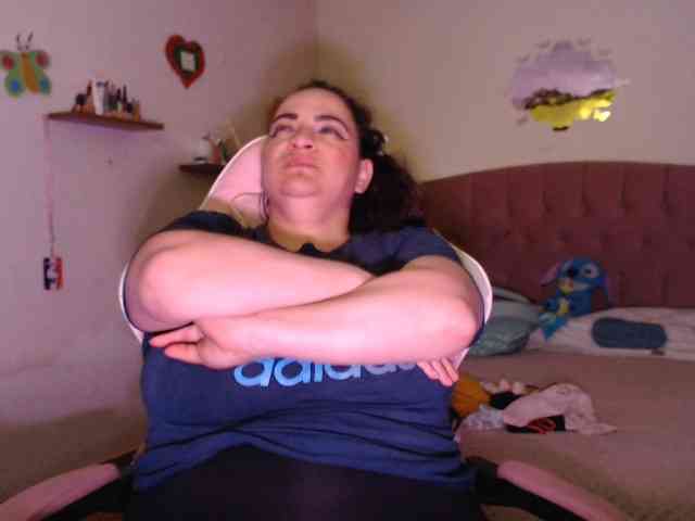 miaabrownn2 webcam