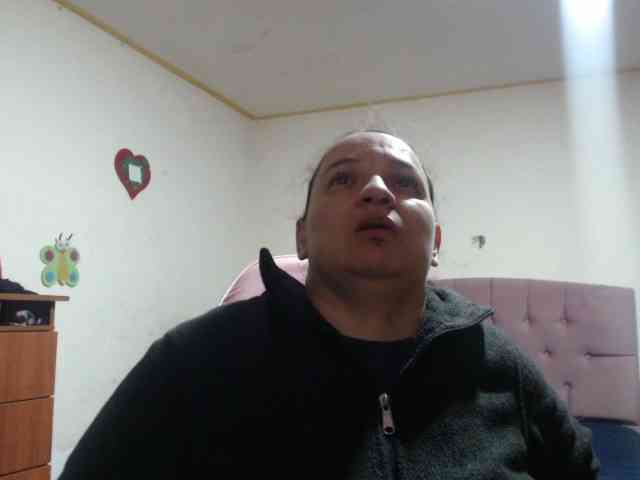 miaabrownn2 webcam