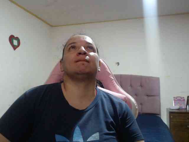 miaabrownn2 webcam