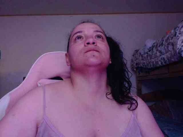 miaabrownn2 webcam