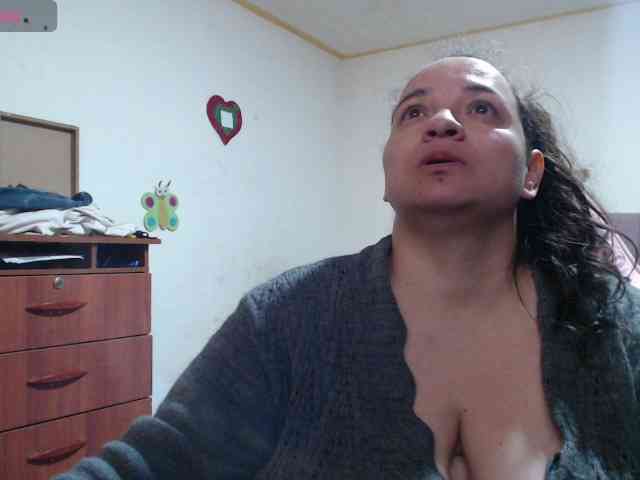 miaabrownn2 Live Webcam on BongaCams