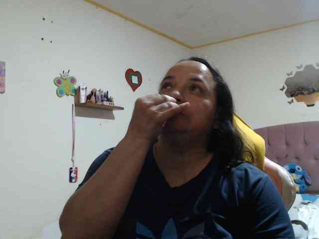 miaabrownn2 webcam