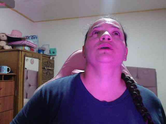 miaabrownn2 webcam