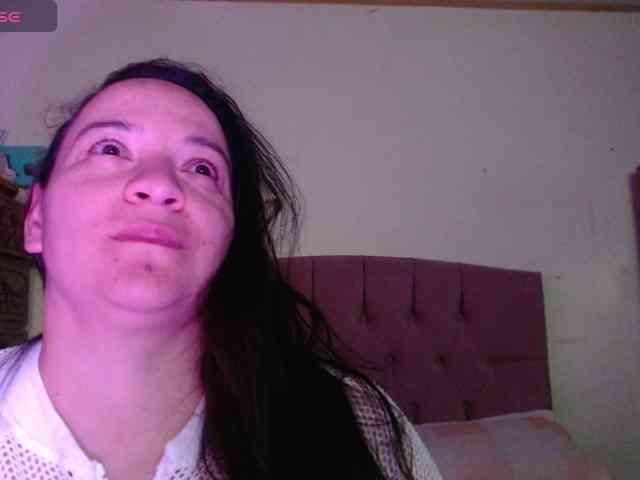 miaabrownn2 webcam