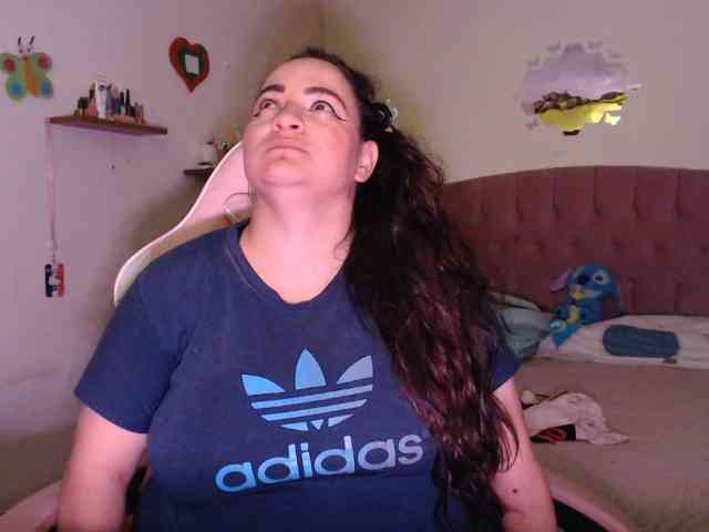 miaabrownn2 webcam