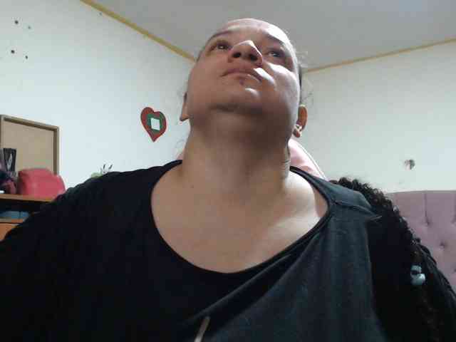 miaabrownn2 webcam