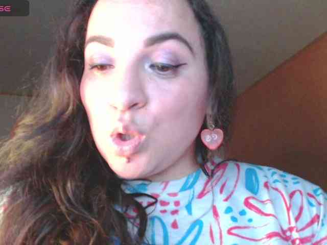 miaabrownn2