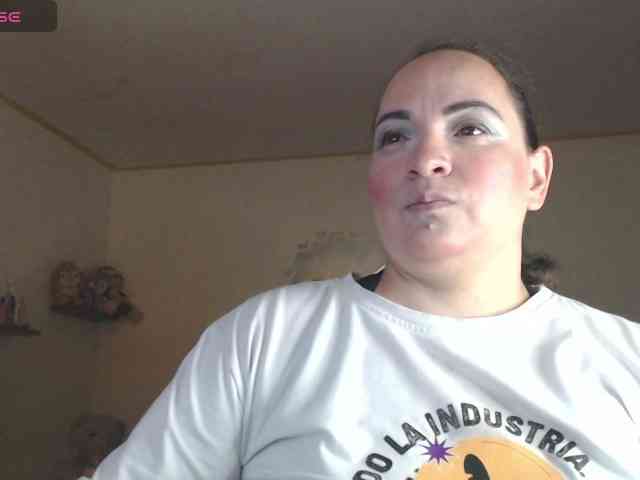 miaabrownn2