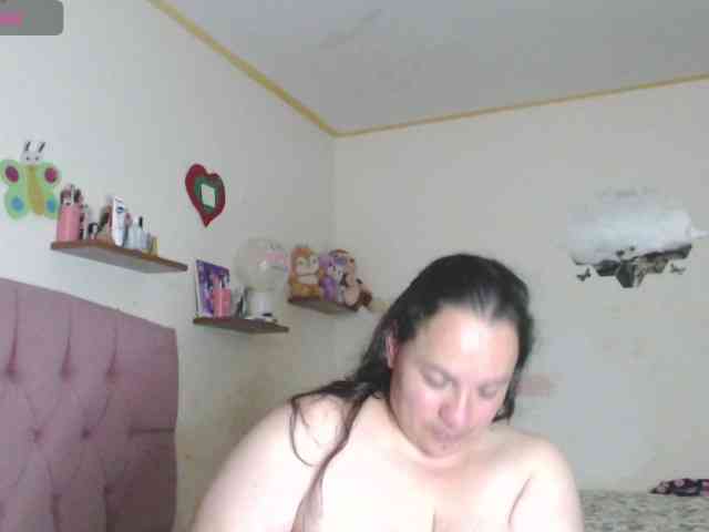 miaabrownn2 webcam