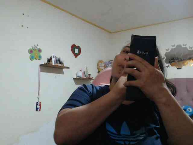 miaabrownn2 webcam