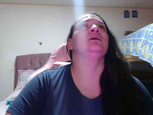 miaabrownn2 webcam