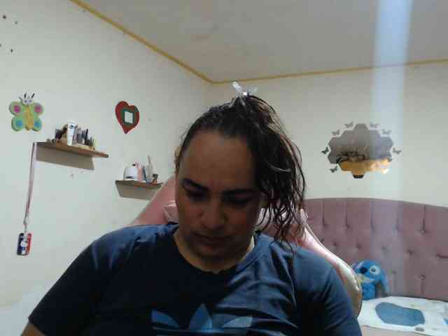 miaabrownn2 webcam