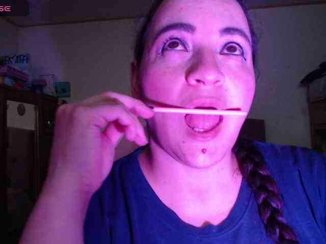 miaabrownn2 webcam