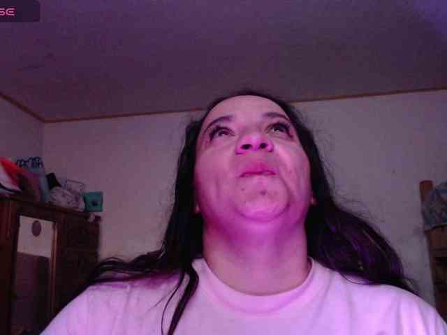 miaabrownn2 webcam