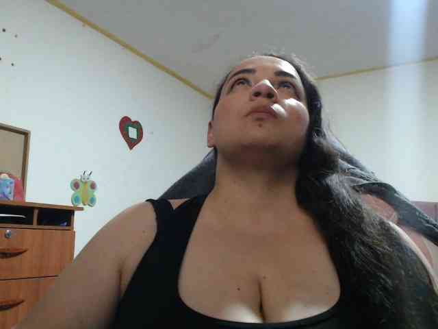 miaabrownn2 webcam