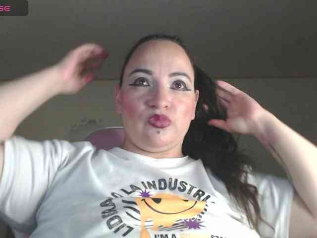 miaabrownn2 webcam