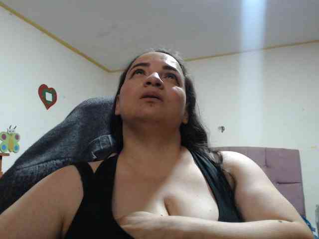 miaabrownn2 webcam