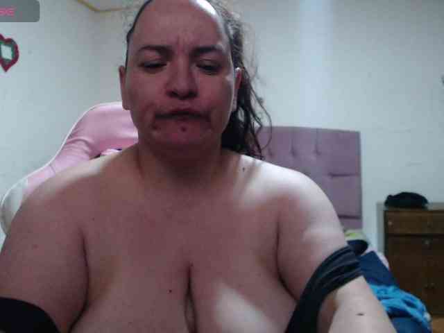 miaabrownn2 webcam