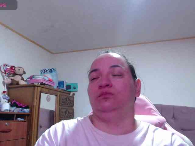 miaabrownn2 webcam