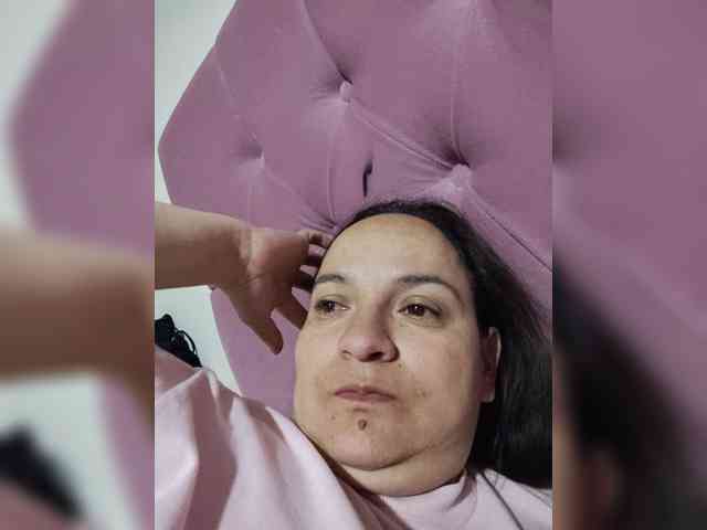 miaabrownn2 webcam