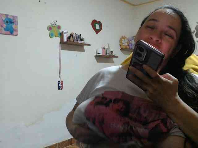 miaabrownn2 webcam