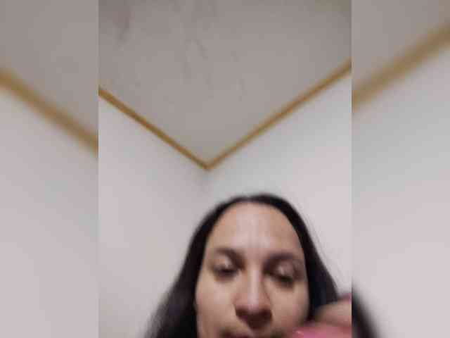 miaabrownn2 webcam