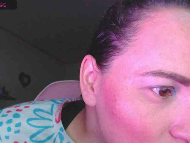 miaabrownn2 webcam